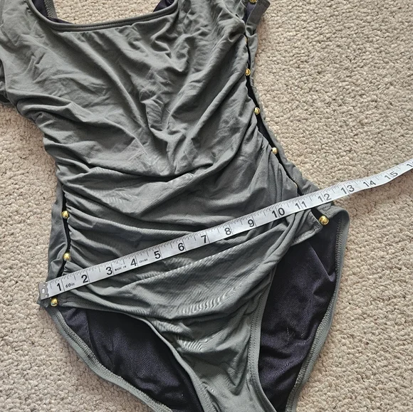 Carmen Marc Valvo Peek A Boo Beaded One Piece Swimsuit Size 8 - Picture 3 of 7